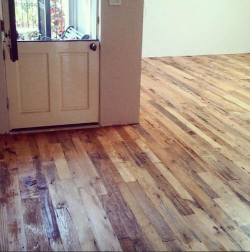 reclaimed barnwood flooring