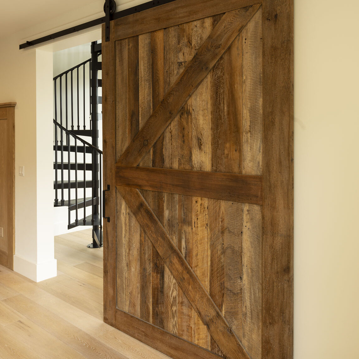 barn-door-modern-staircase